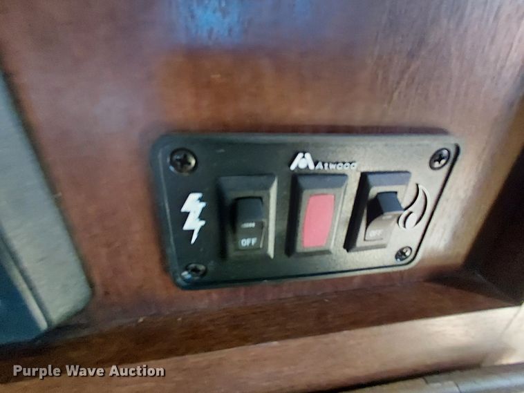 image for item EE5025 2013 Eclipse Recreational Vehicles MIT27RLSG camper