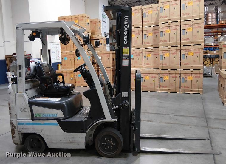 image for item EE5103 2017 UniCarriers CFS40 forklift
