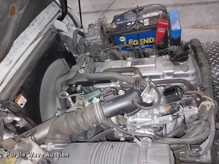 image for item EE5103 2017 UniCarriers CFS40 forklift