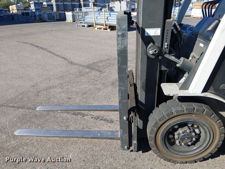 image for item EE5104 2017 UniCarriers PF50 forklift