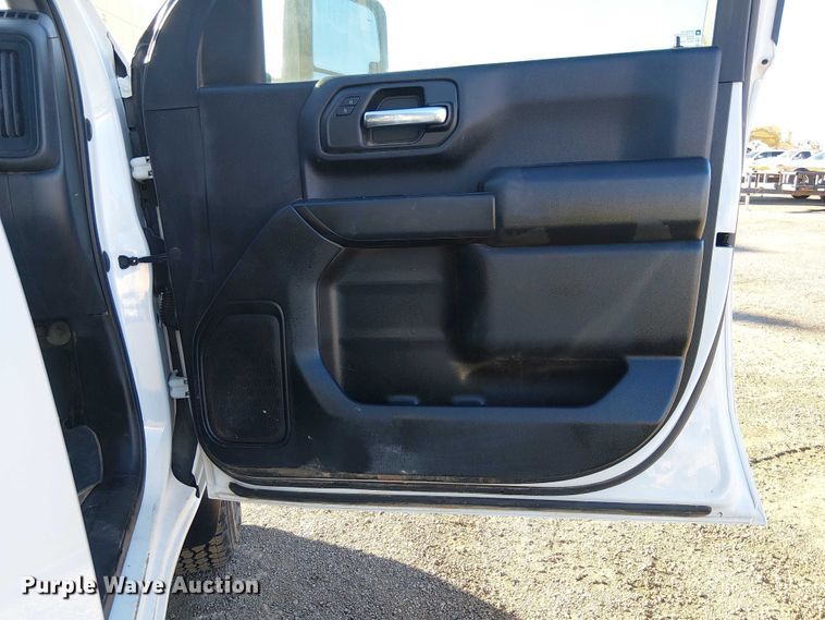 image for item EE5107 2021 Chevrolet Silverado 2500HD Ext. Cab pickup truck