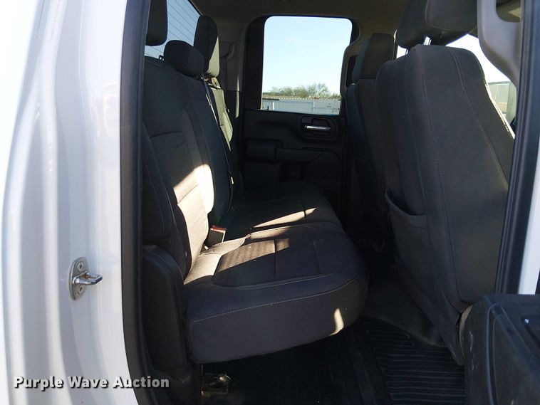 image for item EE5107 2021 Chevrolet Silverado 2500HD Ext. Cab pickup truck