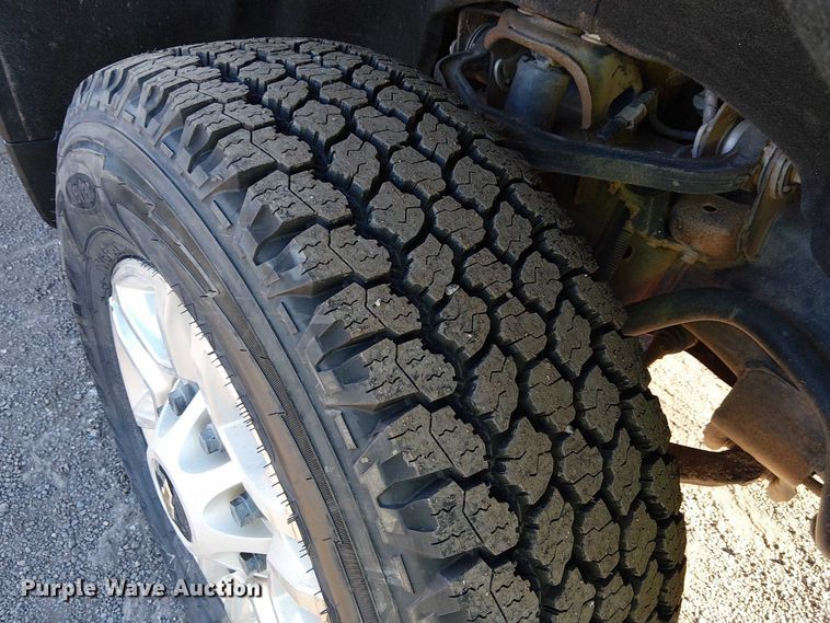 image for item EE5107 2021 Chevrolet Silverado 2500HD Ext. Cab pickup truck