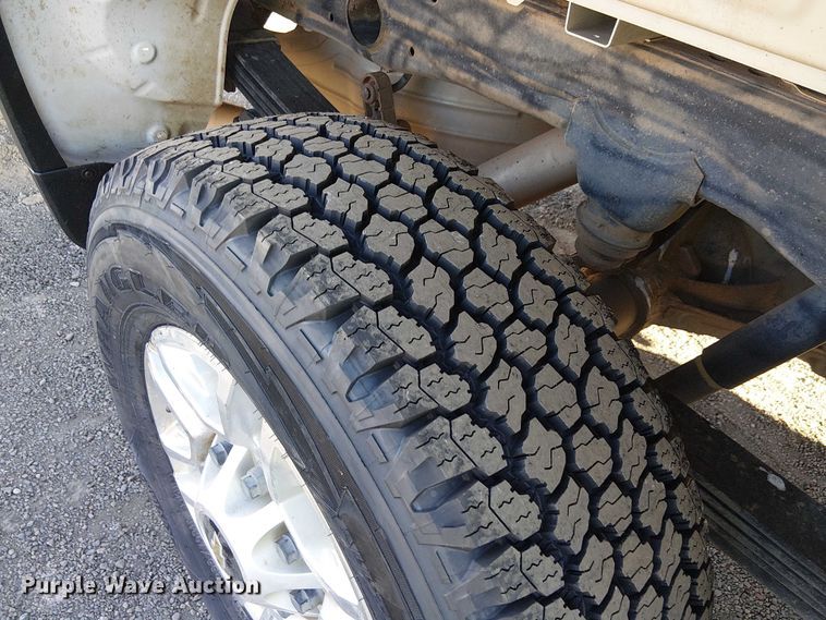 image for item EE5107 2021 Chevrolet Silverado 2500HD Ext. Cab pickup truck