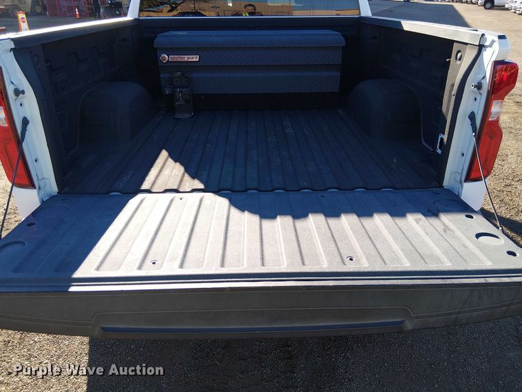 image for item EE5108 2019 Chevrolet Silverado 1500 Crew Cab pickup truck