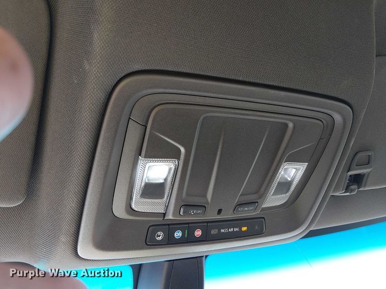 image for item EE5108 2019 Chevrolet Silverado 1500 Crew Cab pickup truck