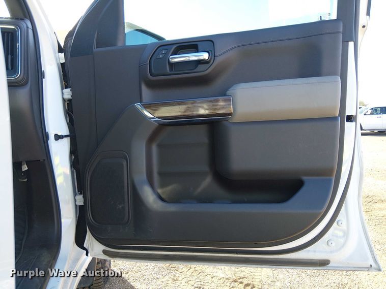 image for item EE5108 2019 Chevrolet Silverado 1500 Crew Cab pickup truck