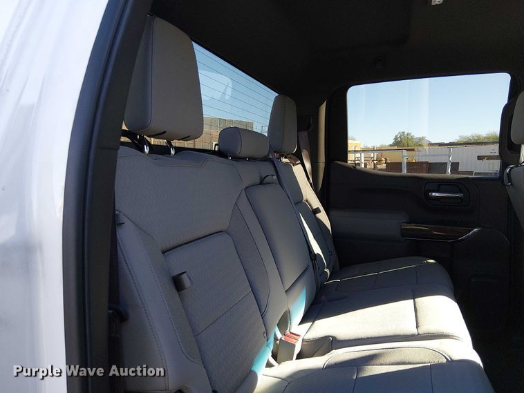 image for item EE5108 2019 Chevrolet Silverado 1500 Crew Cab pickup truck