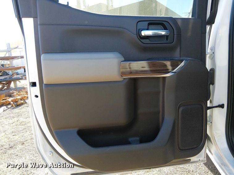 image for item EE5108 2019 Chevrolet Silverado 1500 Crew Cab pickup truck