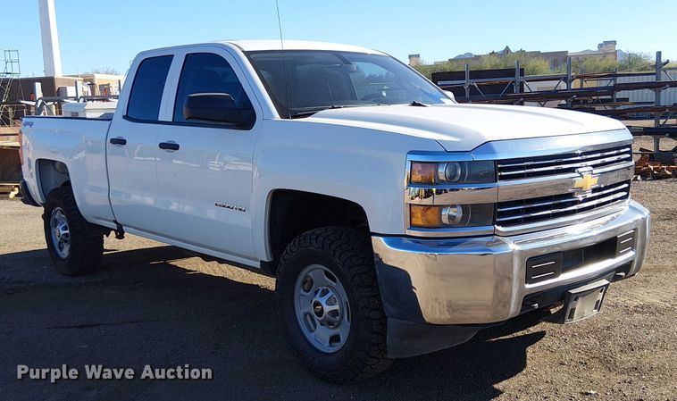 image for item EE5109 2018 Chevrolet Silverado 2500HD Ext. Cab pickup truck