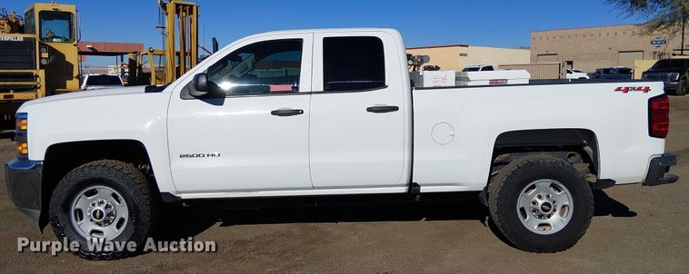 image for item EE5109 2018 Chevrolet Silverado 2500HD Ext. Cab pickup truck