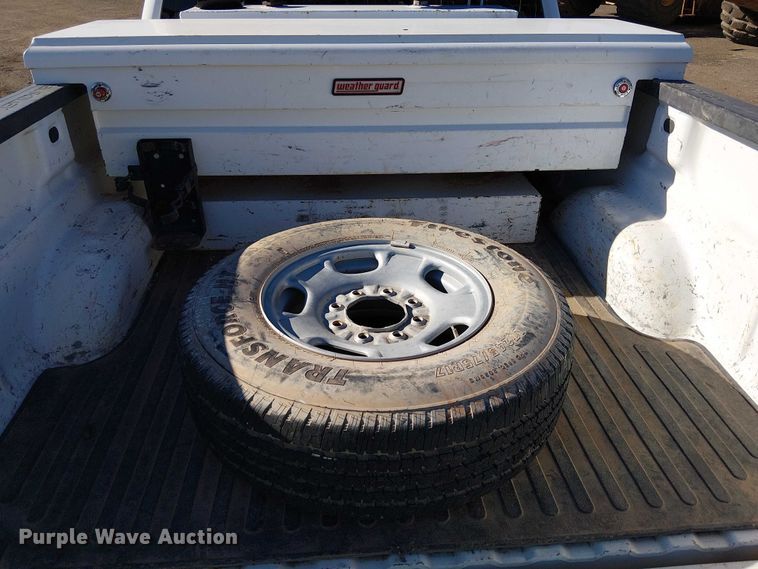 image for item EE5109 2018 Chevrolet Silverado 2500HD Ext. Cab pickup truck