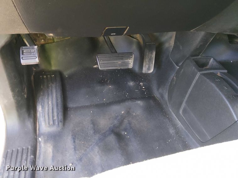 image for item EE5109 2018 Chevrolet Silverado 2500HD Ext. Cab pickup truck