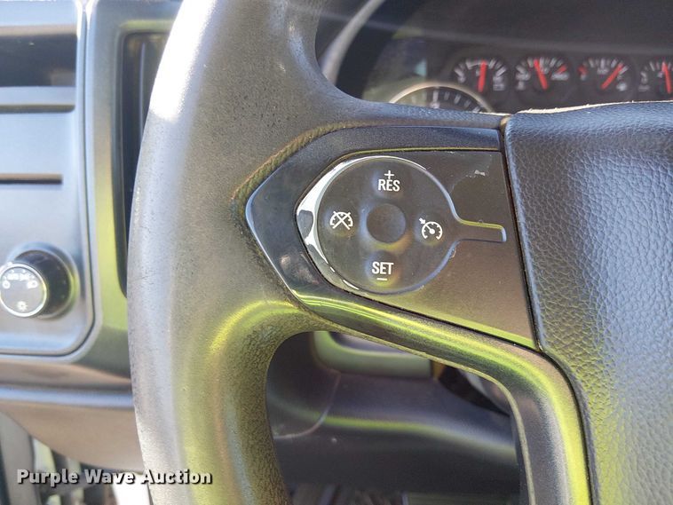 image for item EE5109 2018 Chevrolet Silverado 2500HD Ext. Cab pickup truck