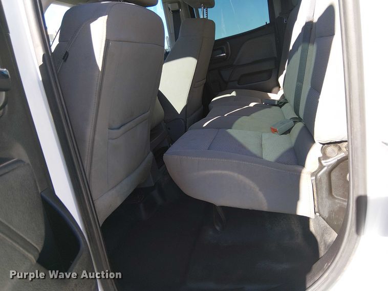 image for item EE5109 2018 Chevrolet Silverado 2500HD Ext. Cab pickup truck