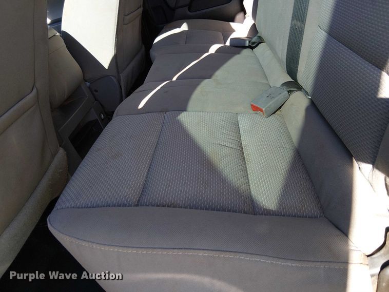 image for item EE5109 2018 Chevrolet Silverado 2500HD Ext. Cab pickup truck