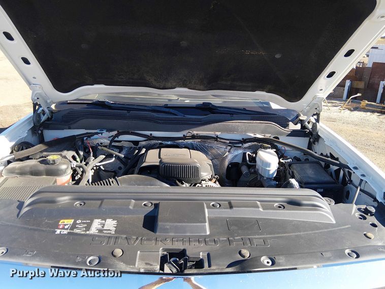 image for item EE5109 2018 Chevrolet Silverado 2500HD Ext. Cab pickup truck