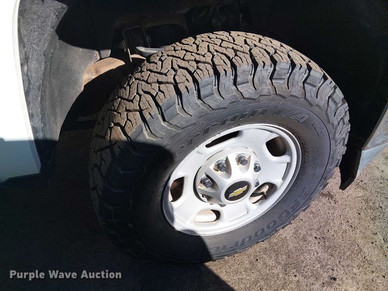 image for item EE5109 2018 Chevrolet Silverado 2500HD Ext. Cab pickup truck