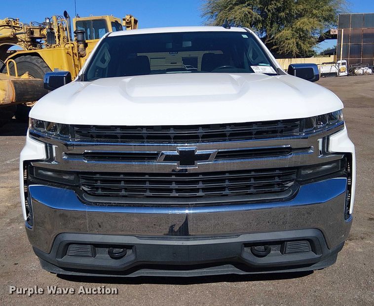image for item EE5114 2020 Chevrolet Silverado 1500 Crew Cab pickup truck