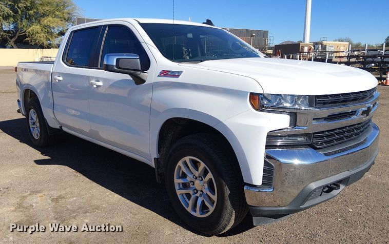 image for item EE5114 2020 Chevrolet Silverado 1500 Crew Cab pickup truck