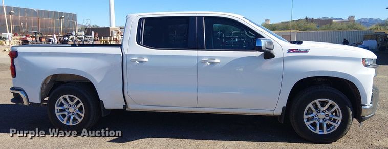 image for item EE5114 2020 Chevrolet Silverado 1500 Crew Cab pickup truck