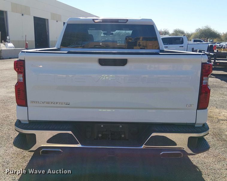 image for item EE5114 2020 Chevrolet Silverado 1500 Crew Cab pickup truck