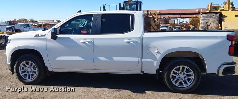 image for item EE5114 2020 Chevrolet Silverado 1500 Crew Cab pickup truck