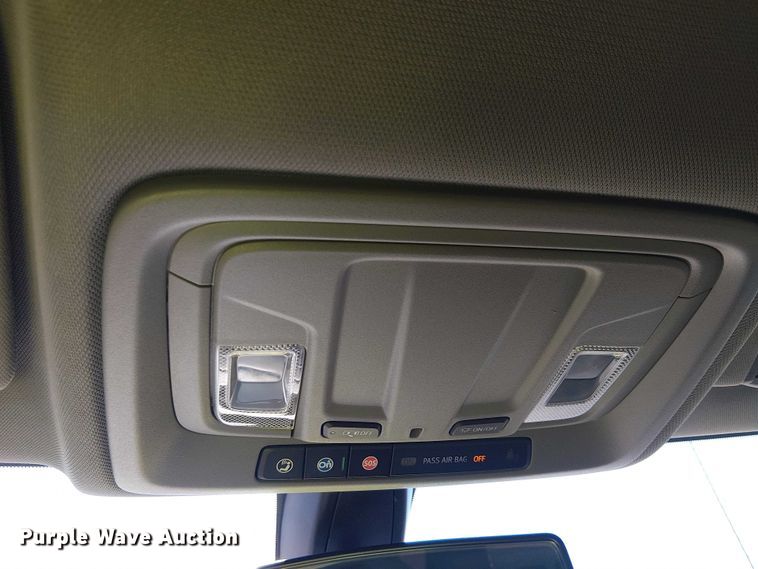 image for item EE5114 2020 Chevrolet Silverado 1500 Crew Cab pickup truck