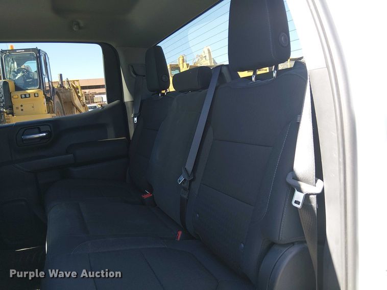 image for item EE5114 2020 Chevrolet Silverado 1500 Crew Cab pickup truck