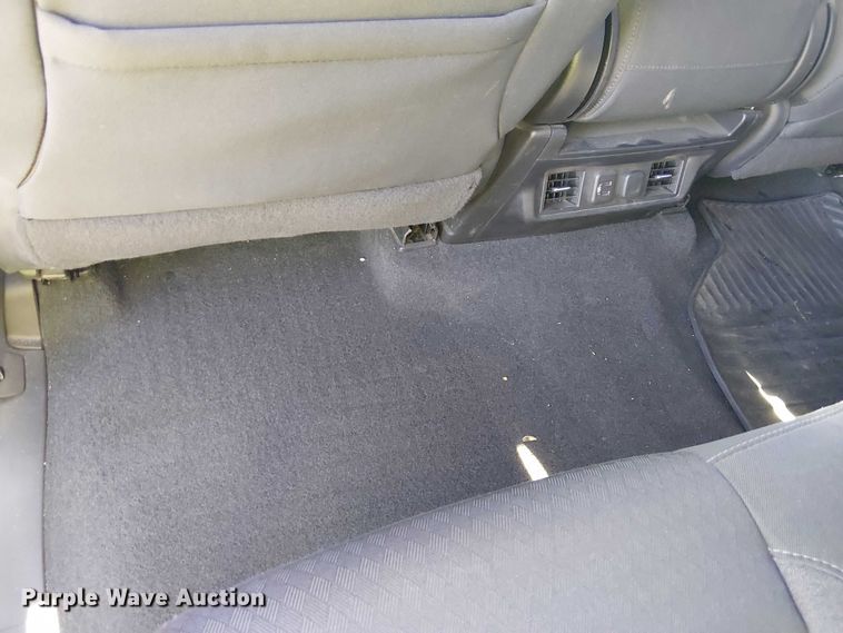 image for item EE5114 2020 Chevrolet Silverado 1500 Crew Cab pickup truck