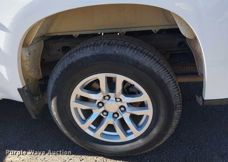 image for item EE5114 2020 Chevrolet Silverado 1500 Crew Cab pickup truck