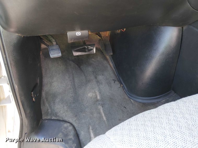 image for item EE5115 2017 Chevrolet Express 3500 van