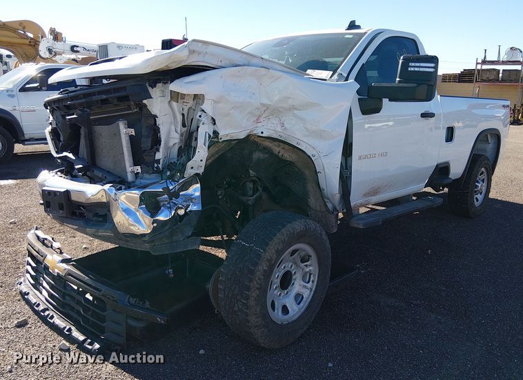 image for item EE5116 2024 Chevrolet Silverado 3500HD pickup truck