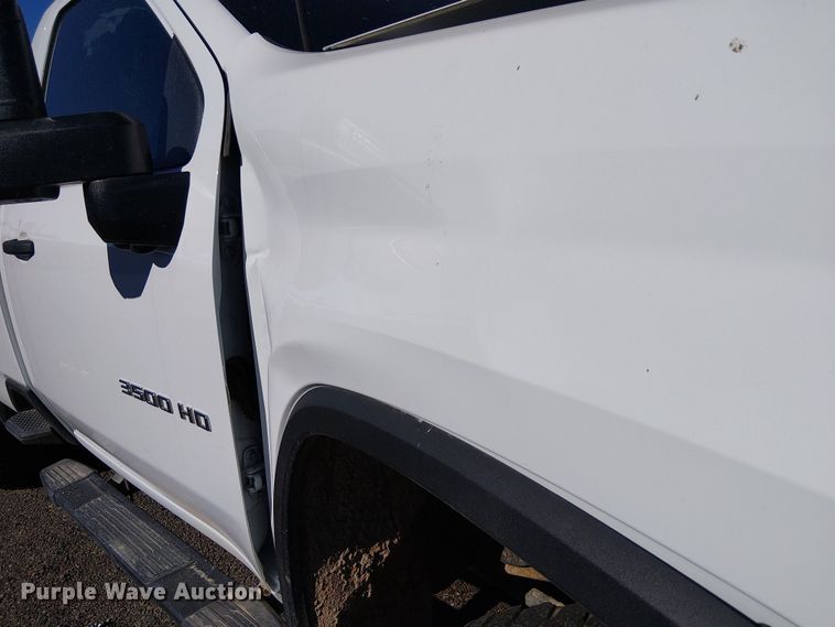 image for item EE5116 2024 Chevrolet Silverado 3500HD pickup truck