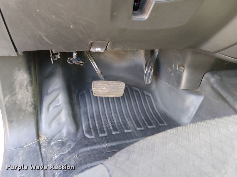 image for item EE5116 2024 Chevrolet Silverado 3500HD pickup truck