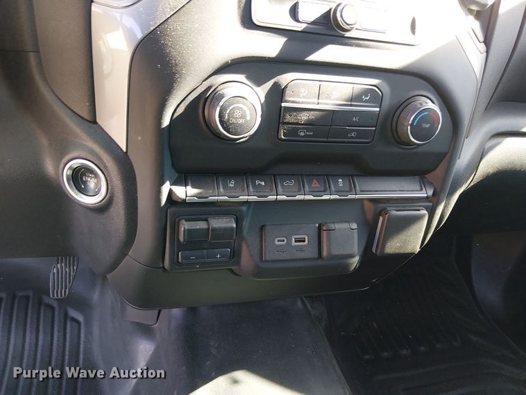 image for item EE5116 2024 Chevrolet Silverado 3500HD pickup truck