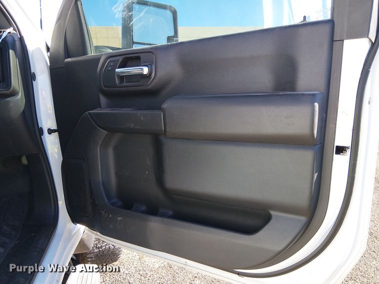 image for item EE5116 2024 Chevrolet Silverado 3500HD pickup truck