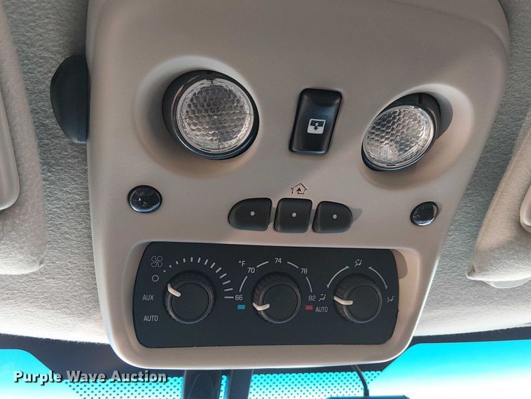 image for item EE5120 2005 Chevrolet Tahoe SUV