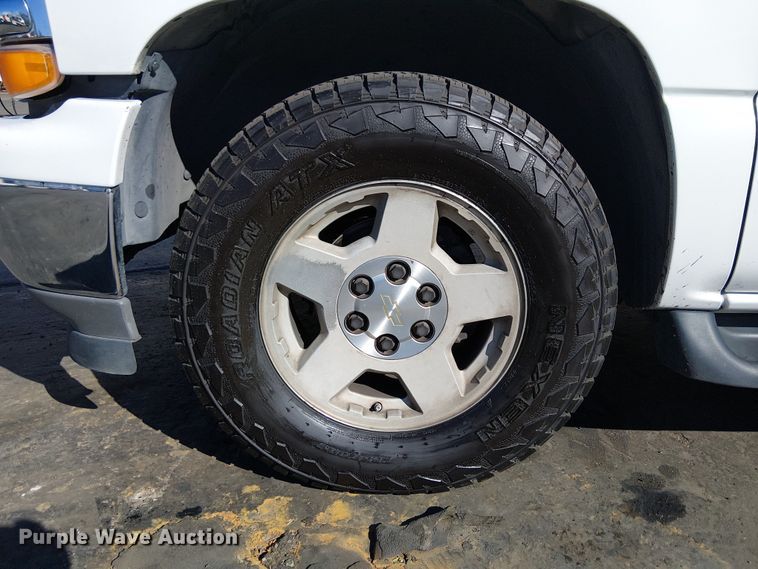 image for item EE5120 2005 Chevrolet Tahoe SUV