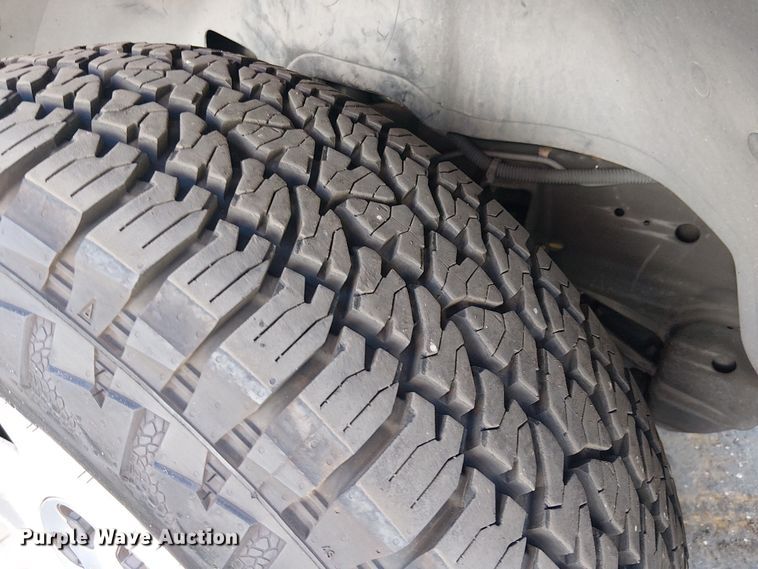 image for item EE5120 2005 Chevrolet Tahoe SUV