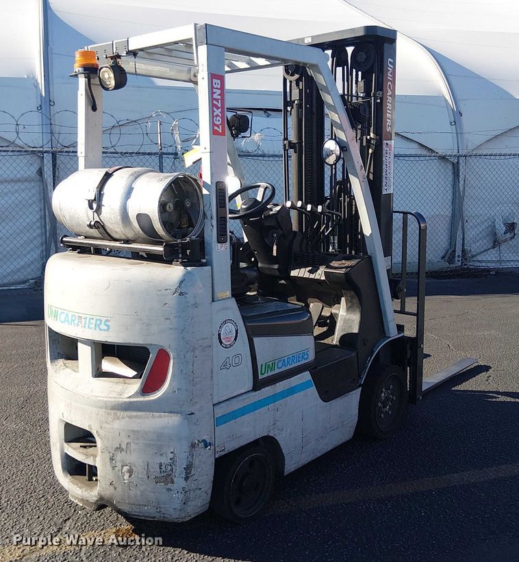 image for item EE5122 2017 UniCarriers CFS40 forklift