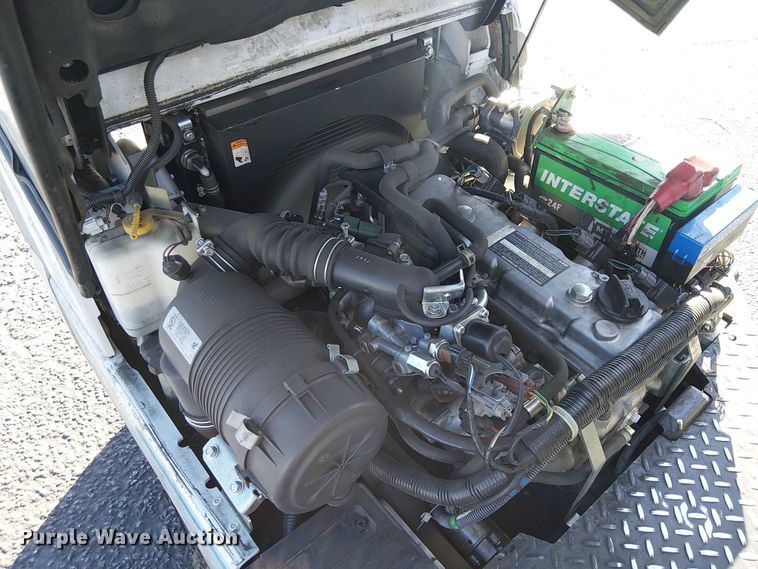 image for item EE5122 2017 UniCarriers CFS40 forklift