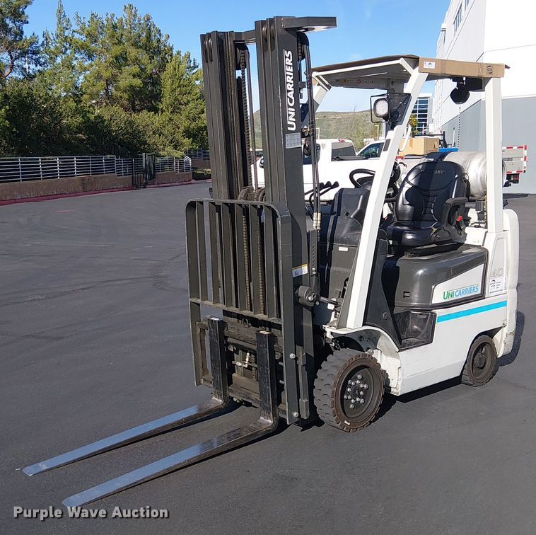 image for item EE5126 2017 UniCarriers CFS40 forklift