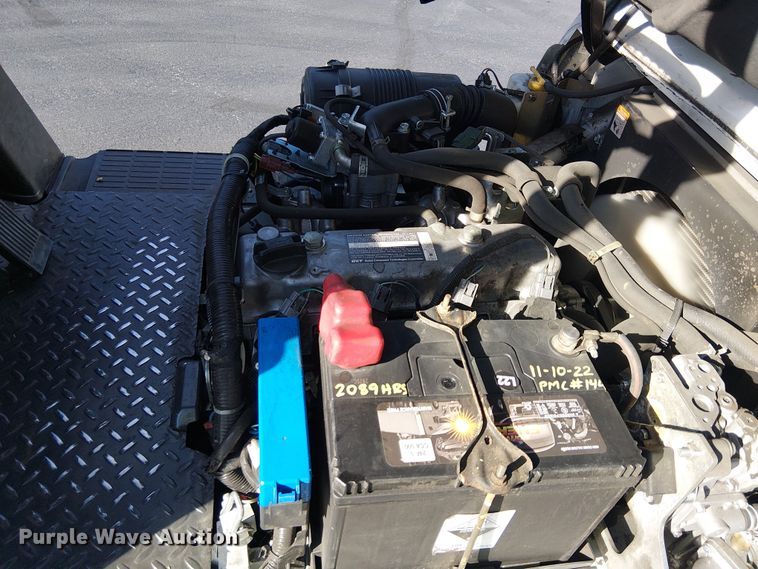 image for item EE5126 2017 UniCarriers CFS40 forklift