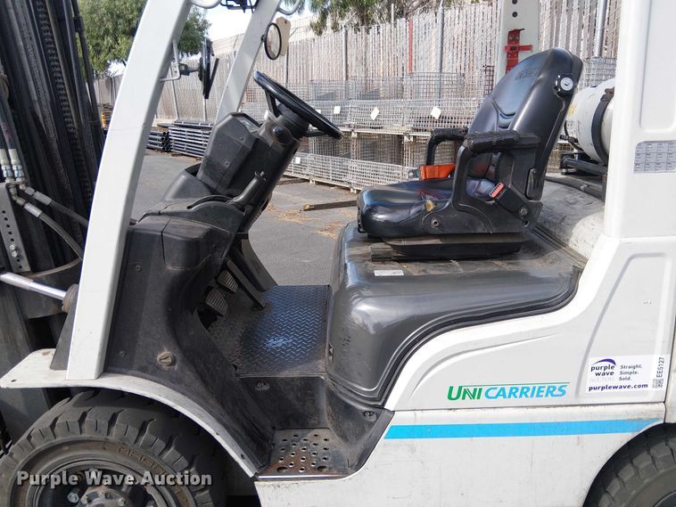 image for item EE5127 2017 UniCarriers PF50 forklift