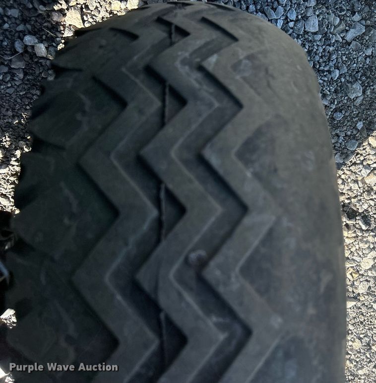 image for item EG1098 2018 John Deere TX Gator utility vehicle