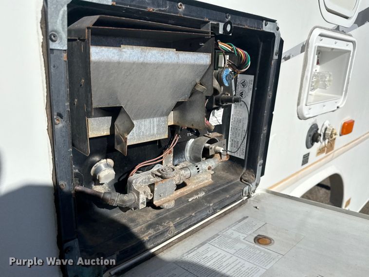 image for item EG1891 2007 Jayco Inc Greyhawk  RV