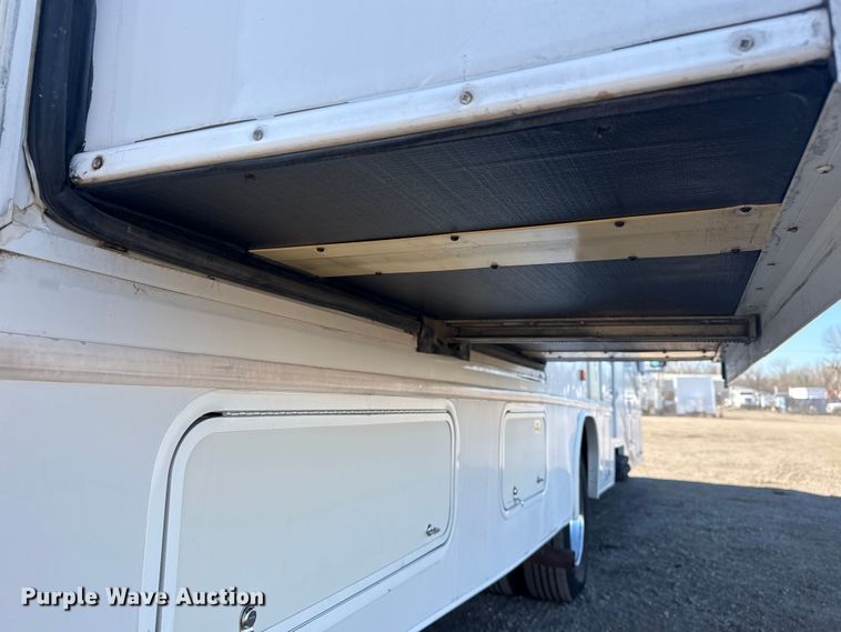 image for item EG1891 2007 Jayco Inc Greyhawk  RV