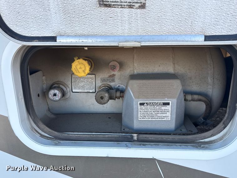 image for item EG1891 2007 Jayco Inc Greyhawk  RV