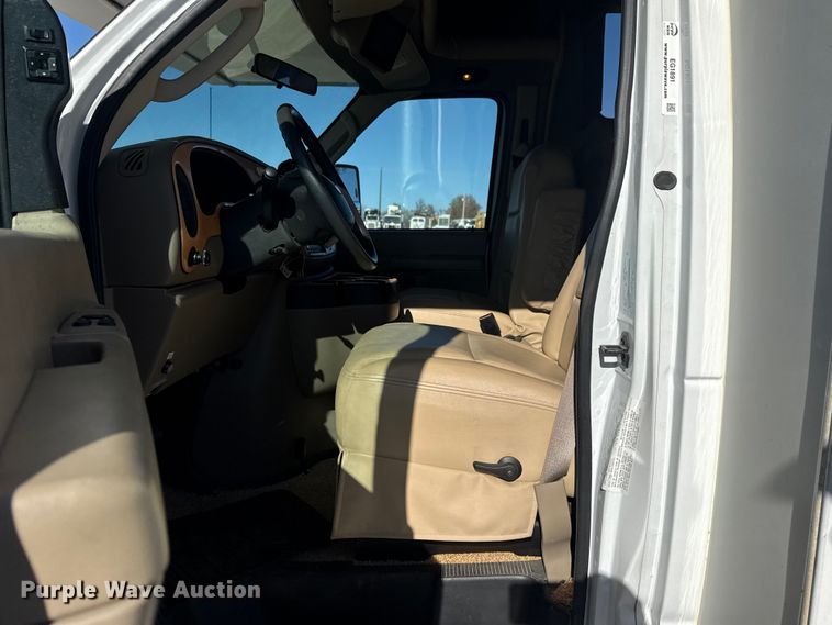 image for item EG1891 2007 Jayco Inc Greyhawk  RV